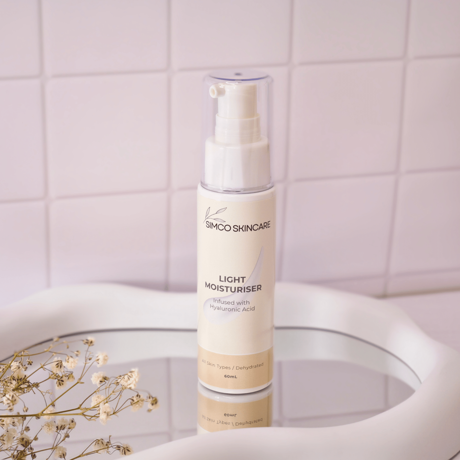 Light Moisturiser Infused with Hyaluronic Acid - SIMCO SKINCARE