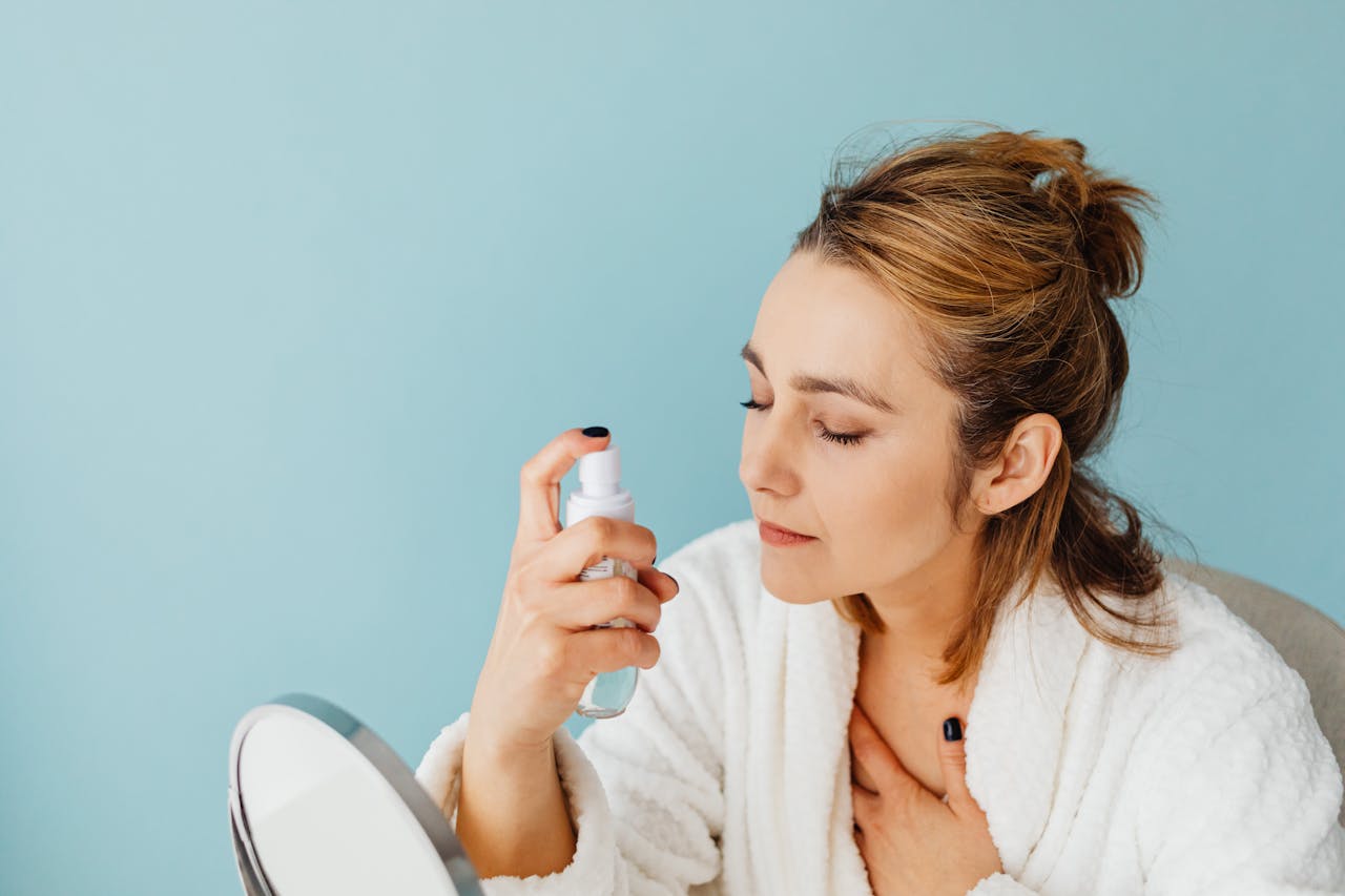 Anti-Aging Toning Mist: The Secret to Reducing Visible Pores - SIMCO SKINCARE