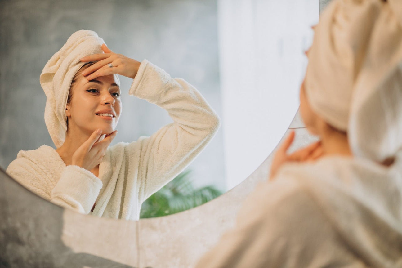 How Hyaluronic Acid Serum Can Transform Your Skincare - SIMCO SKINCARE