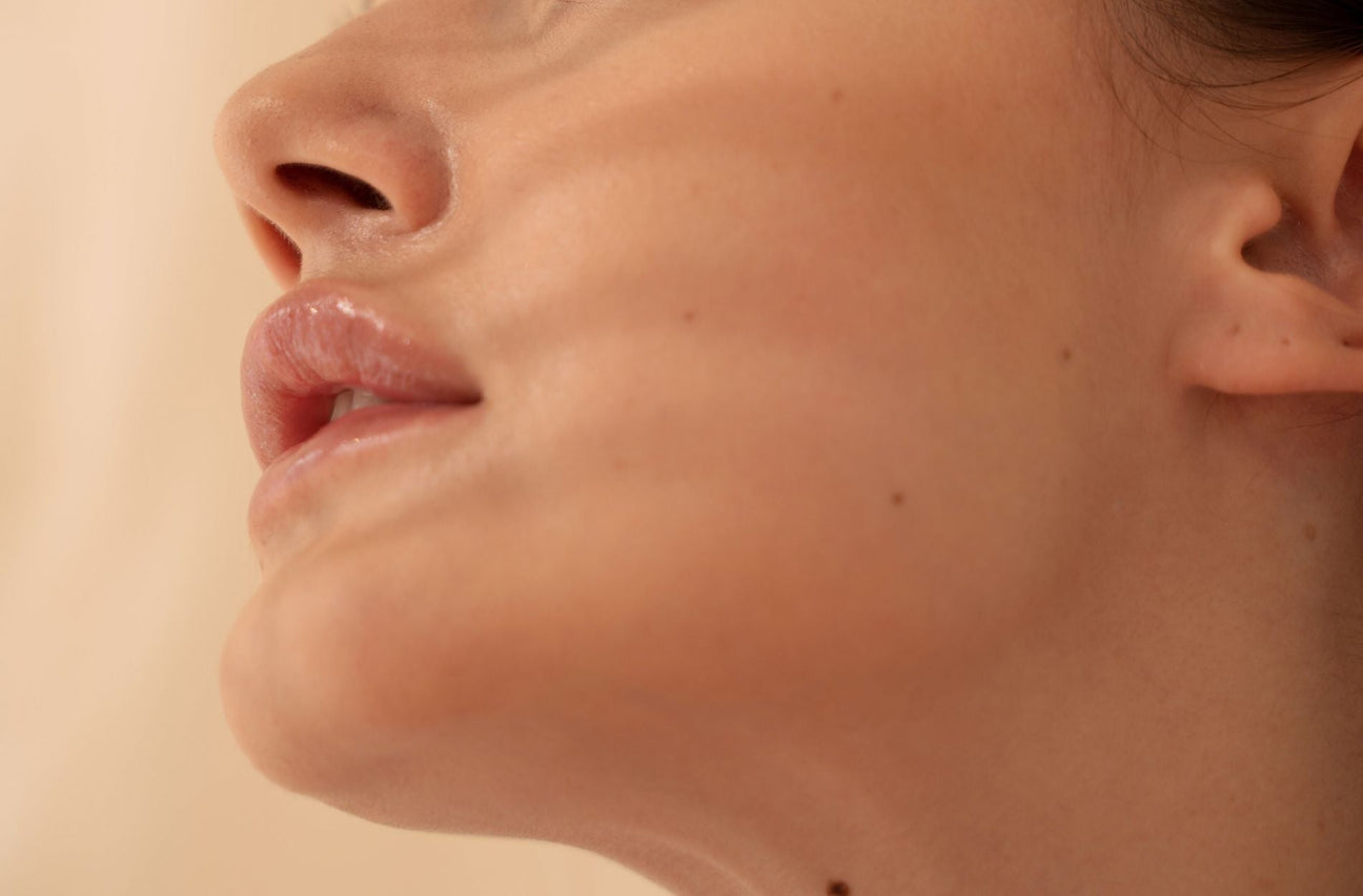 How to Fix Uneven Skin Tone with Turmeric Clay Masks - SIMCO SKINCARE