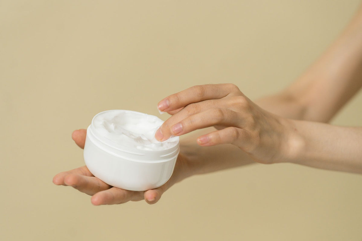 Why a Light Moisturiser Is Handy Right Before Spring Starts